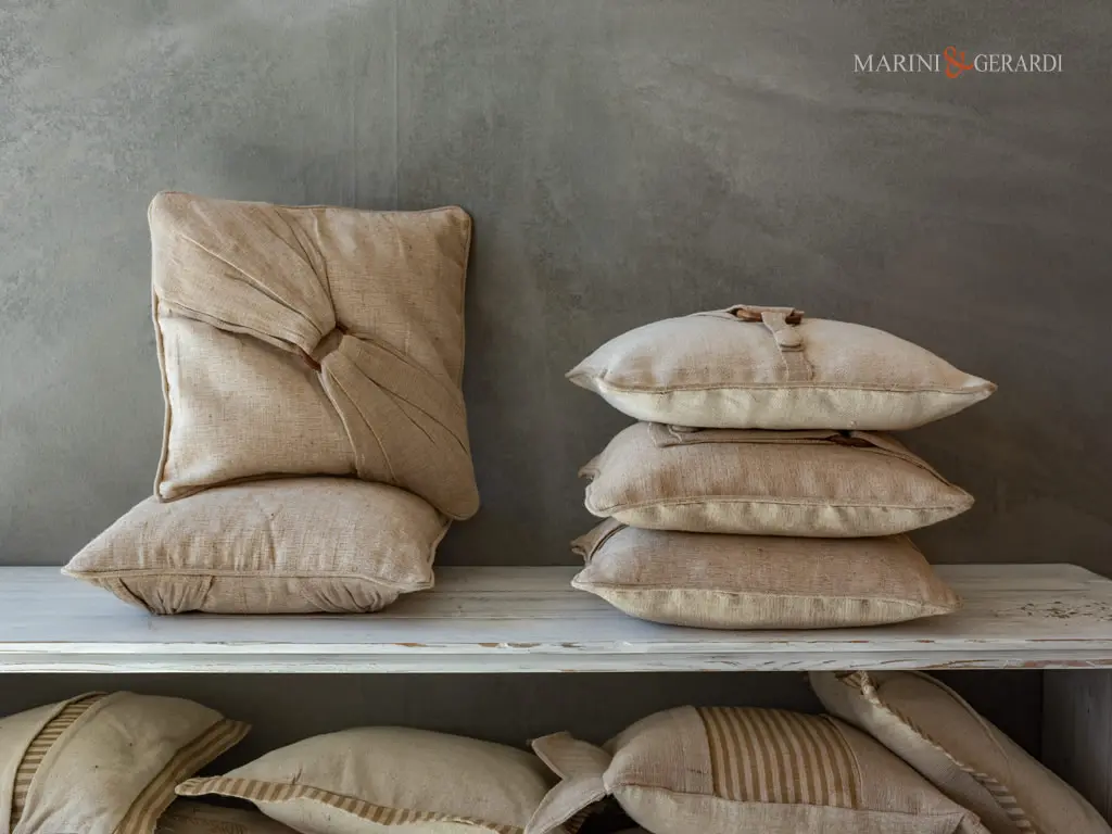 Cuscini d'arredo per divani unici perchè siamo diversi