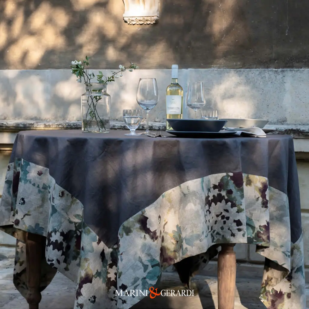 Tovaglia rotonda 200 cm in lino un giardino in fiore