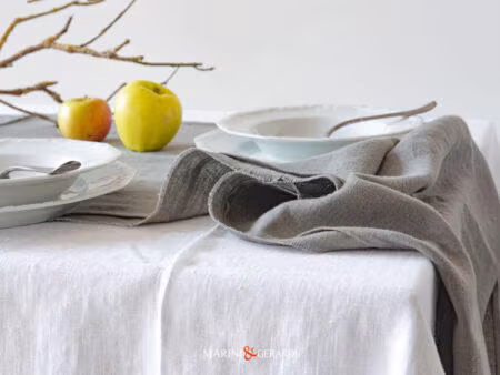 Tovaglie bianche eleganti con runner corda tessuto lino bianco