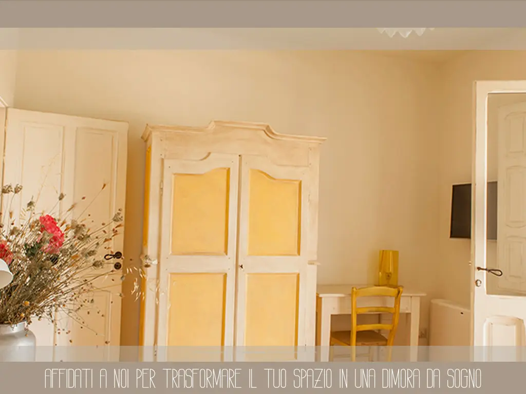 Arredo stanza da letto armadio shabby chic in giallo marini e gerardi