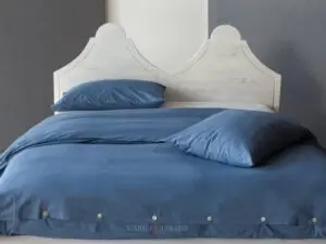 Letti in legno massello spalla sagomata - Marini&Gerardi