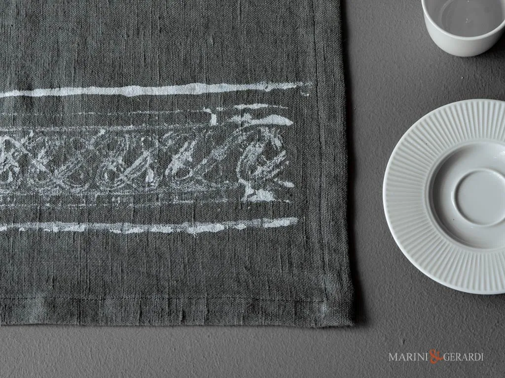 Tovagliette da colazione lino grigio Antracite design gouache bianco moderno