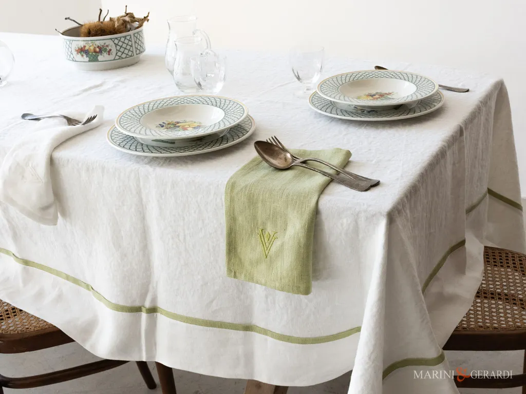 Tovaglia di lusso elegante moderna in lino bianco inserto verde