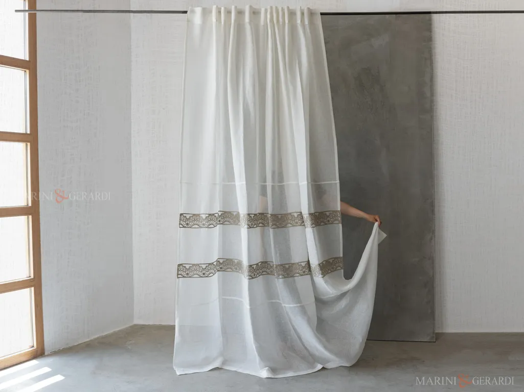 Eleganti tende camera da letto classica