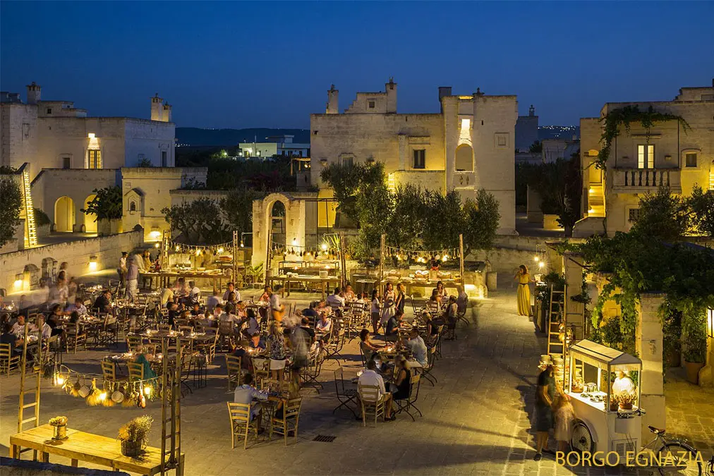 Borgo egnazia cena in piazza