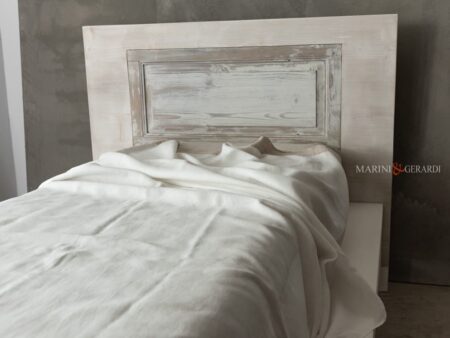 Testiera letto in legno per camera da letto