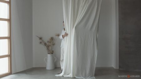 Tende in garza di lino bianca leggera