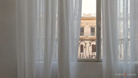 Tende in garza di lino bianco naturale
