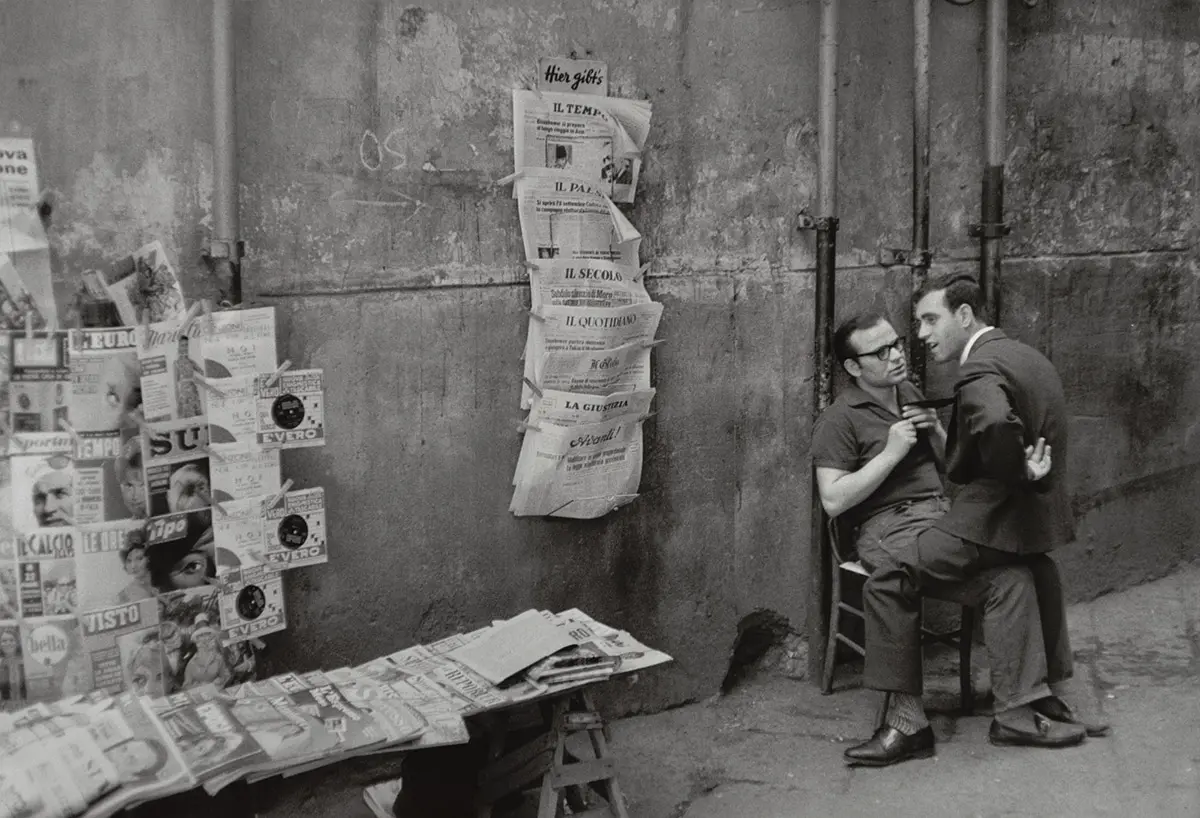 Henri Cartier Bresson napoli italia 1960