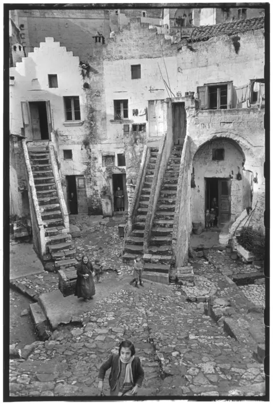 Hcb1951025w01254/18 18a