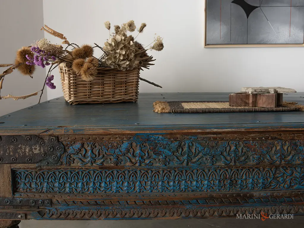 Stupendo tavolo salotto design scolpito epoca 800