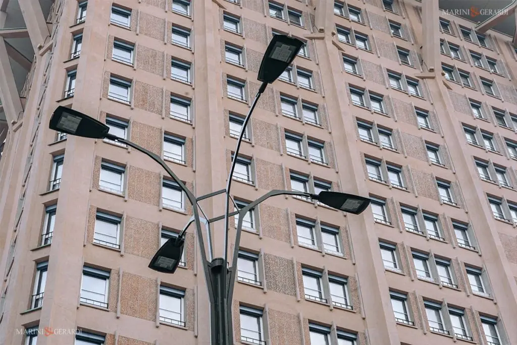 Torre velasca grattacieli milano architettura brutalista