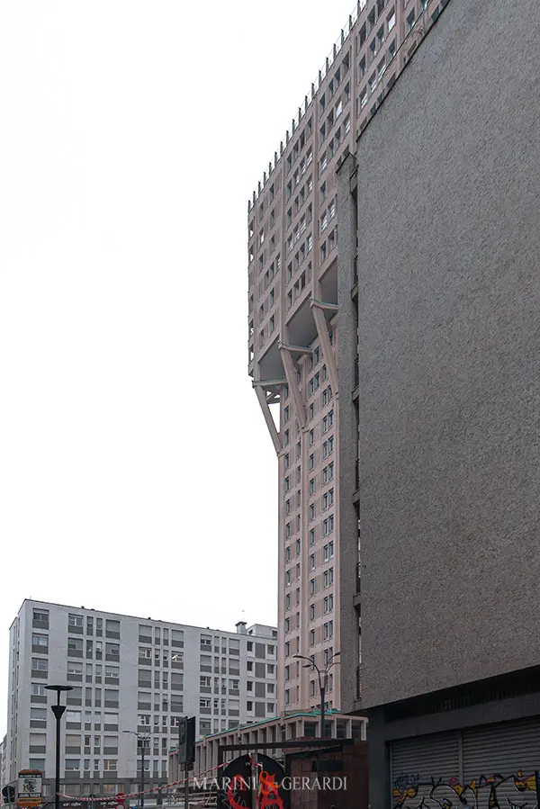 Torre velasca grattacieli milano architettura brutalista neoliberty