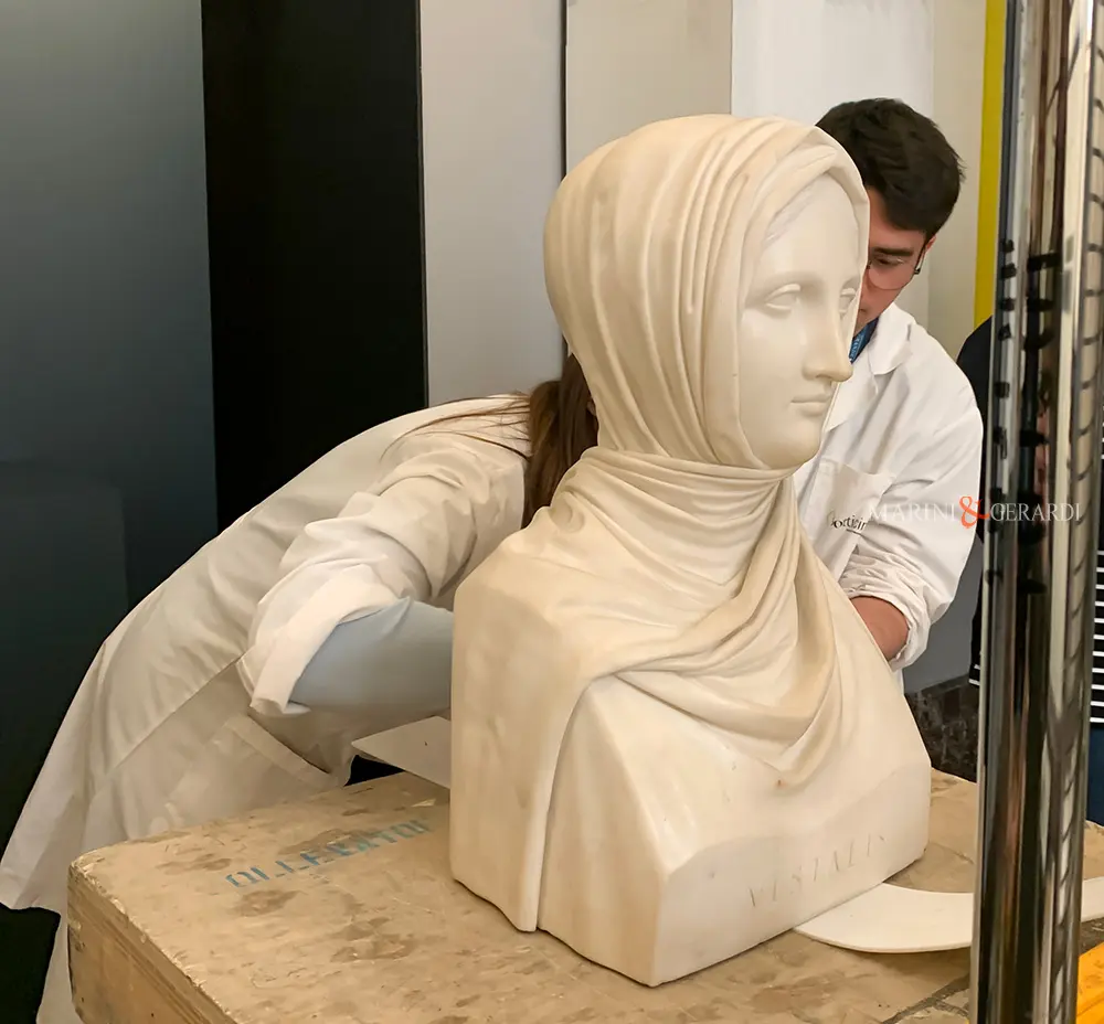 Vestales in marmo canova pinacoteca di brera milano