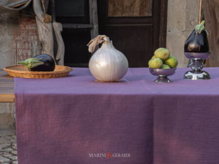 Runner tavolo rettangolare melanzana in lino 80x135