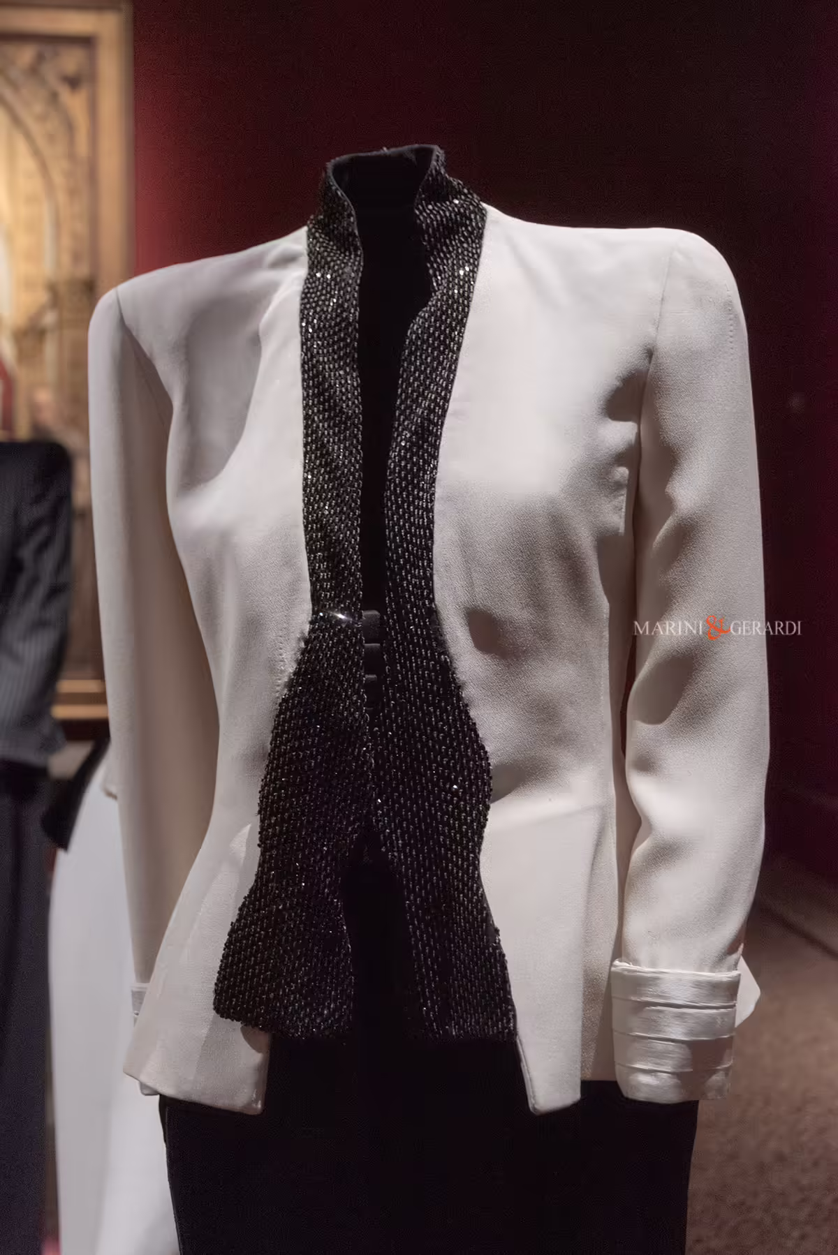 Armani pinacoteca brera milano collezione foto abiti 01