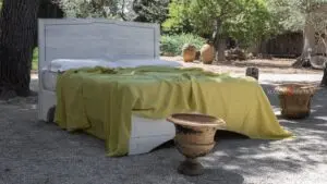 Letti king size 180x200 shabby in campagna lenzuola in lino