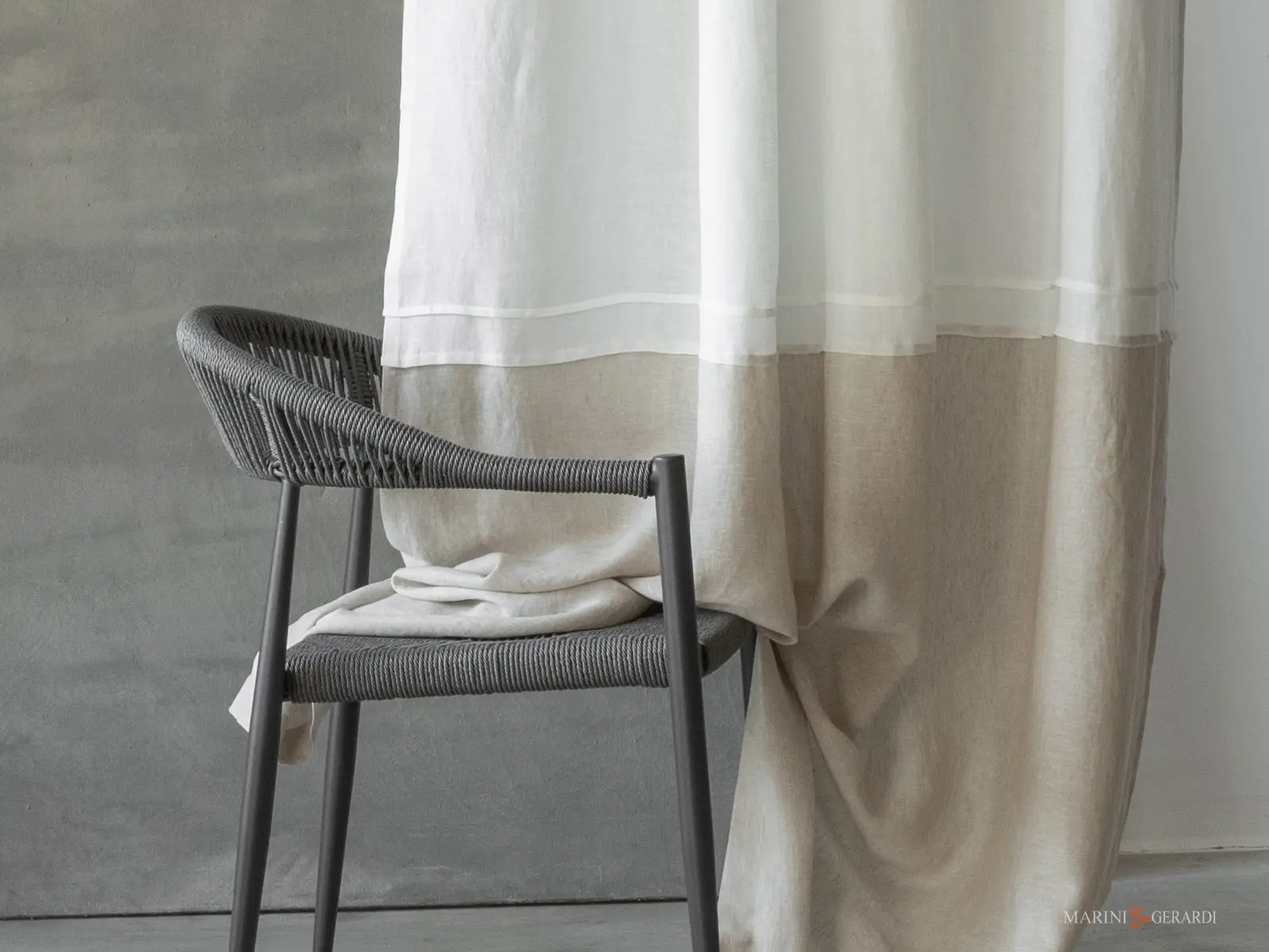 Tenda uinterni di lusso doppio corpo ambientata